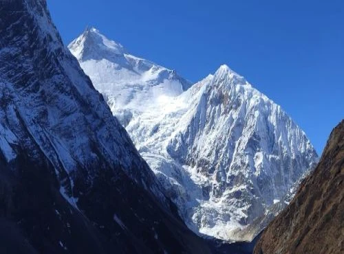 manaslu circuit trek