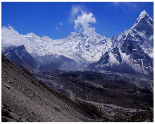 Everest Base Camp Trek In Autumn