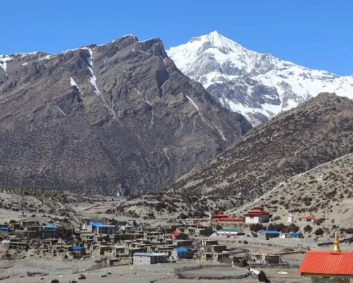 Manag Village