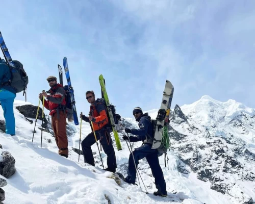 Ski Team In Mera