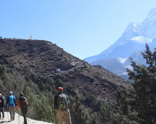 Social Media Amadablam Base Camp
